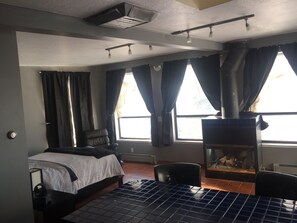 1 chambre, fer et planche à repasser, Wi-Fi, draps fournis