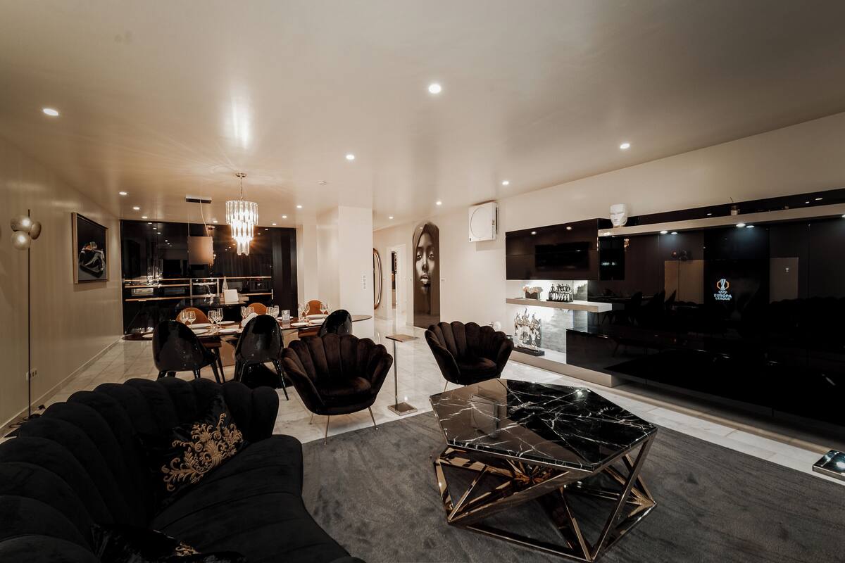 3 Bedroom Penthouse | Oppholdsområde | Flatskjerm-TV