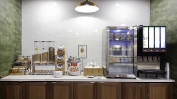 Free daily continental breakfast