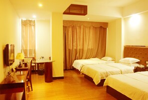 Deluxe Triple Room