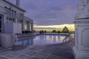 Piscina stagionale all'aperto