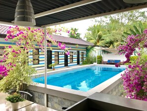 Piscine extérieure