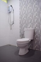 淋浴设施、免费洗浴用品、毛巾