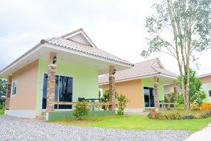 Property grounds - Khowbuysi View Resort (Tha Mai)