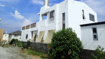 Esterni