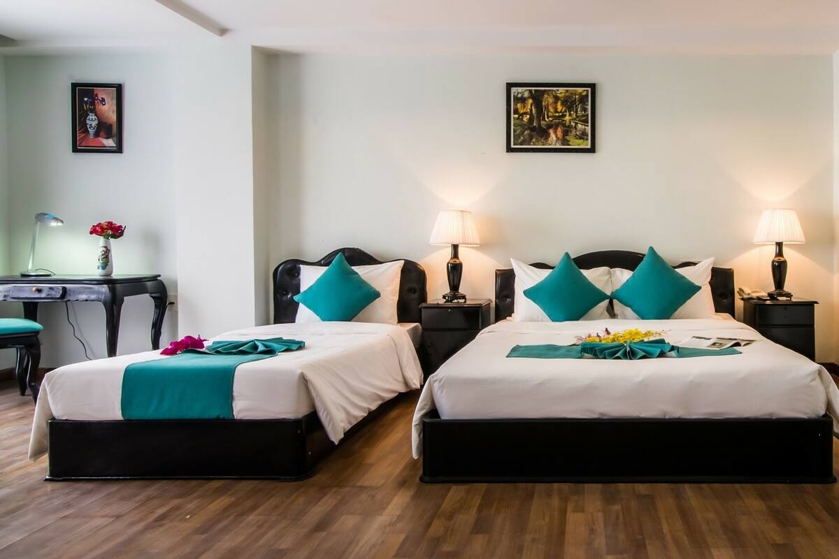 Minibar, desk, blackout drapes, soundproofing