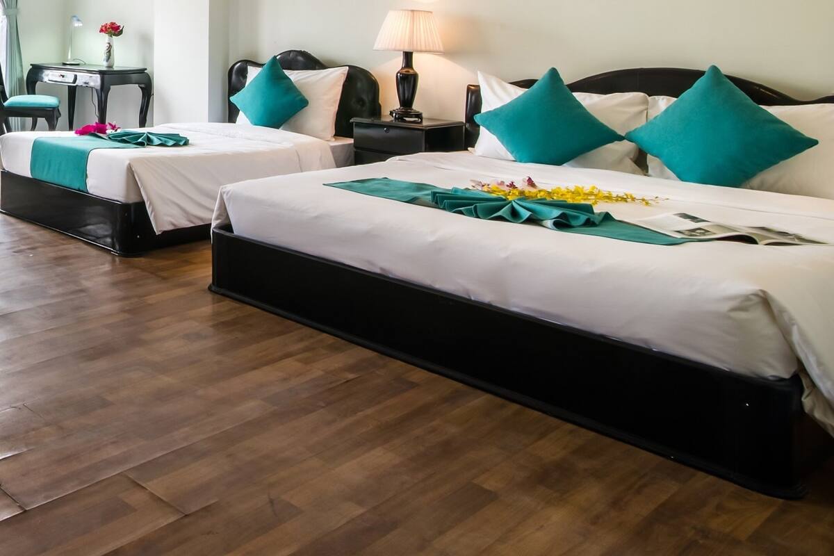 Minibar, desk, blackout drapes, soundproofing