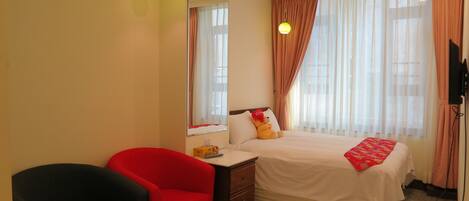 Standard Double Room | Free WiFi, bed sheets