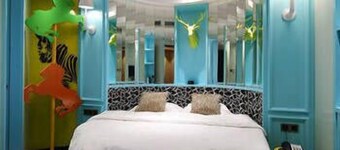 Peninsula City Hotel