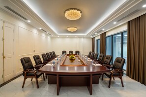 Banquet hall - Adonis Hotel (Hanoi)