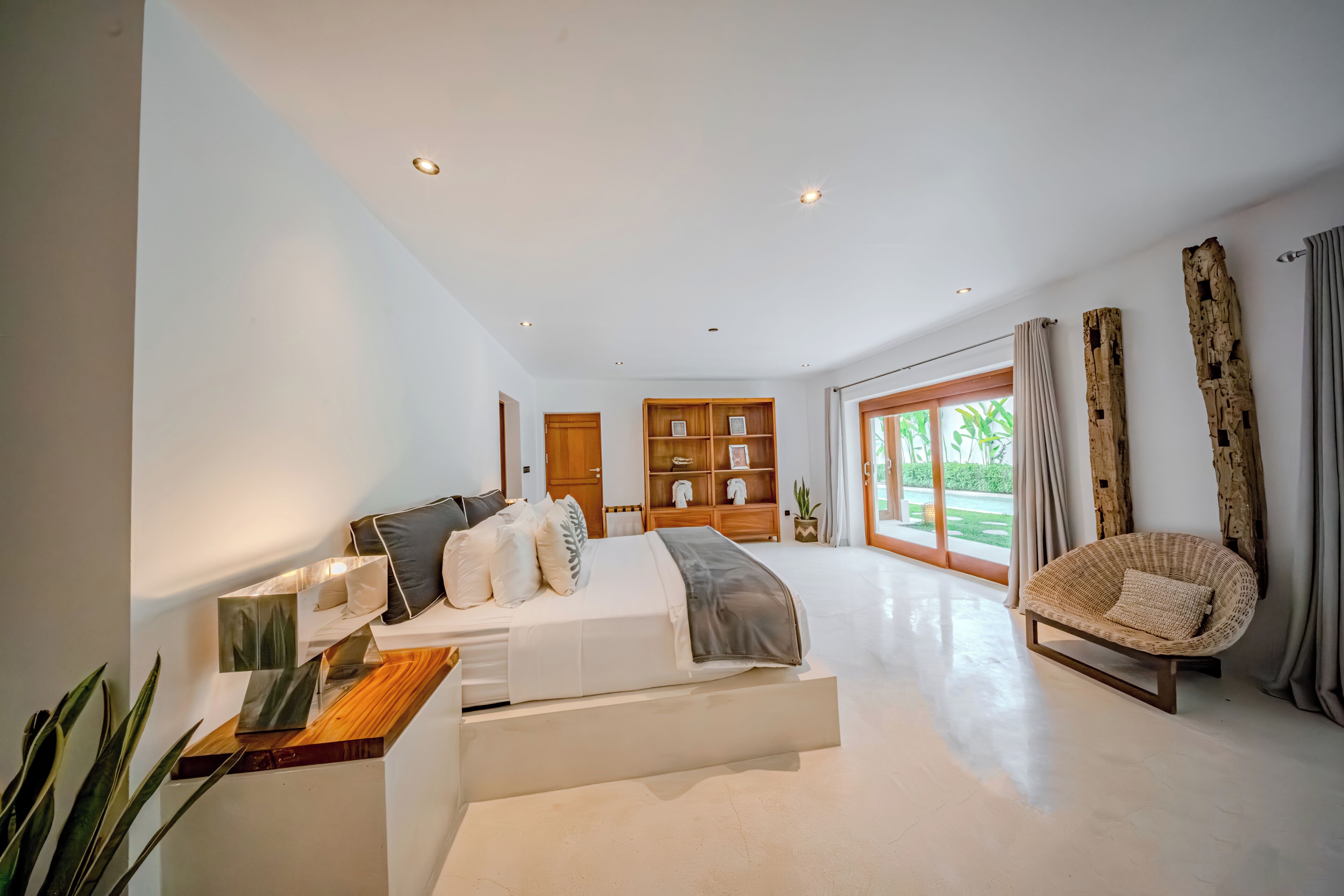 Luxury Villa, 3 Bedrooms | Free minibar items, in-room safe, desk, free WiFi