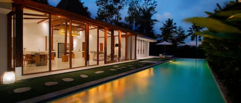 Luxury Villa, 3 Bedrooms | Kolam renang persendirian