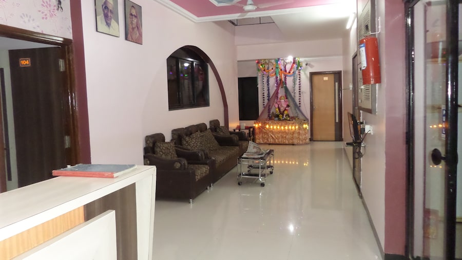 Hotel Amit Plaza