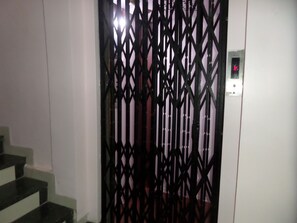 Interior - Hotel Amit Plaza (Dhule)