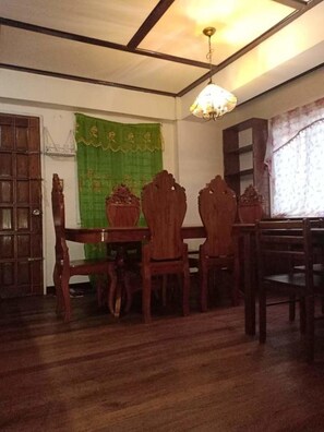 Whole Unit | In-room dining - Baguio Homestay (Baguio)