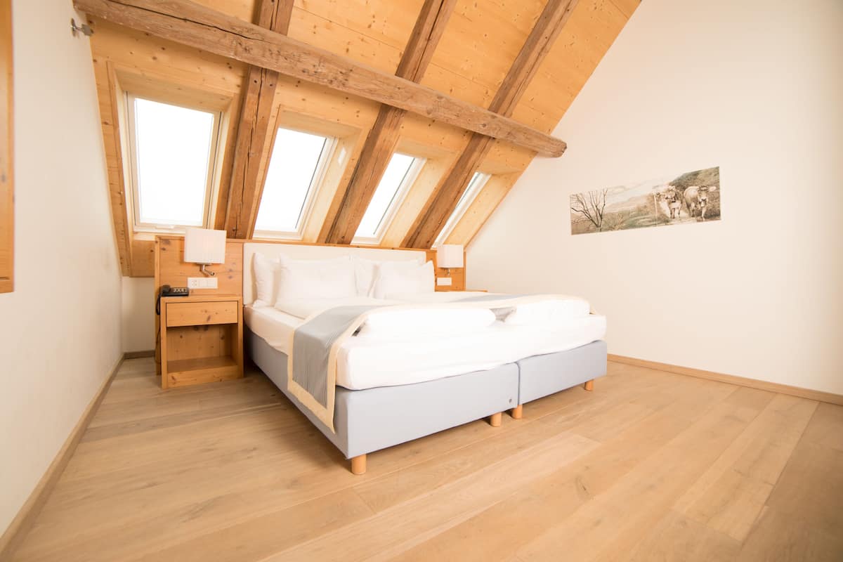 Duplex (Galerie) | In-room safe, desk, blackout drapes, cribs/infant beds