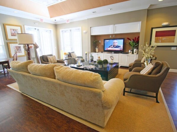 Coin salon dans le hall