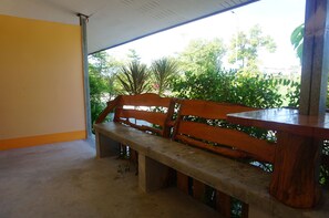 Chambre Double Standard | Terrasse/Patio