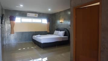 Standard Double Room | Free WiFi