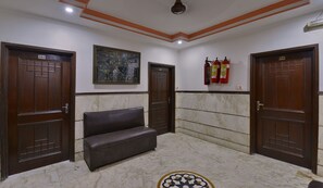 Interior - PG International (New Delhi)