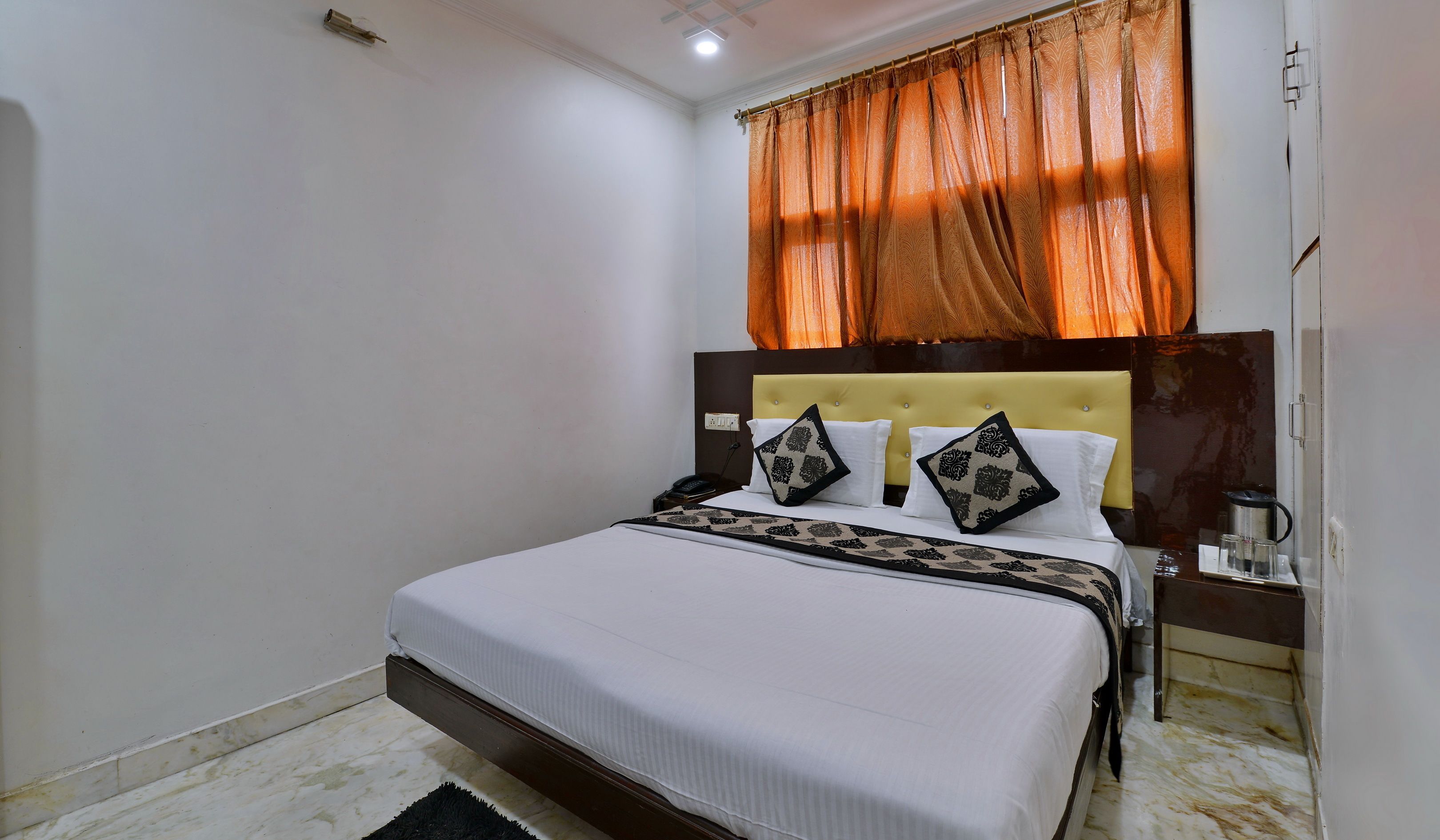 Foto - New PG International - New Delhi