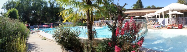 2 outdoor pools, pool umbrellas, sun loungers