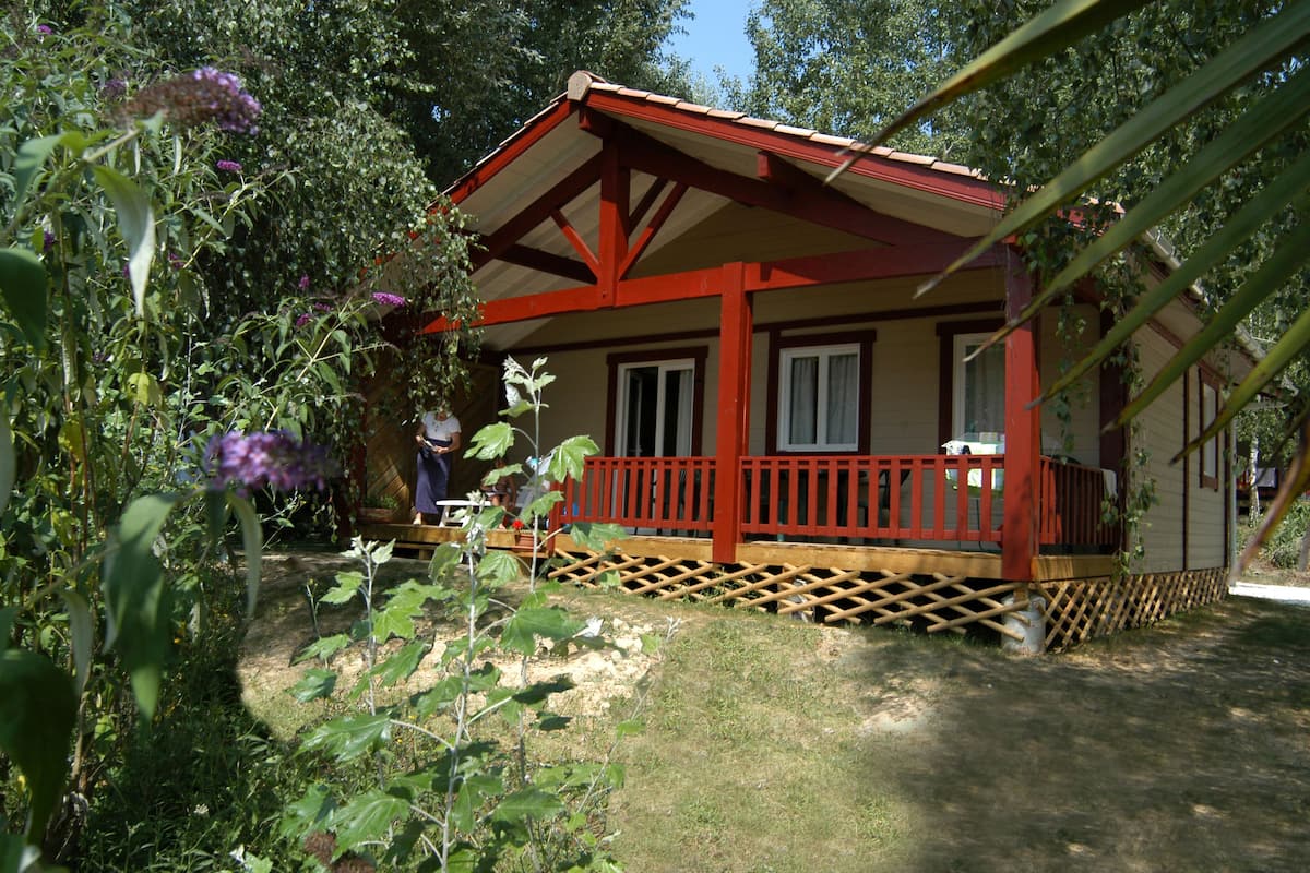 Chalet (8 pers) | Desk, cribs/infant beds