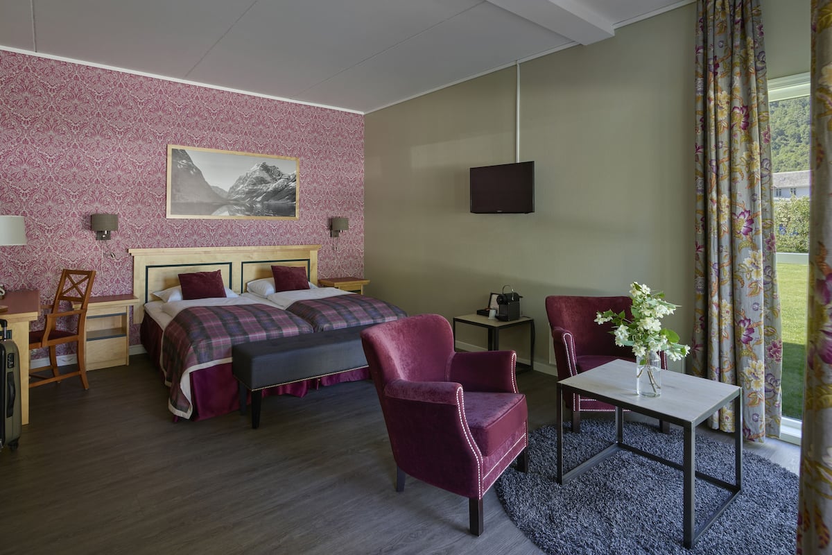 Junior Studio Suite