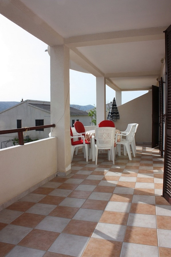 Apartment, 2 Bedrooms (3) | Balcony