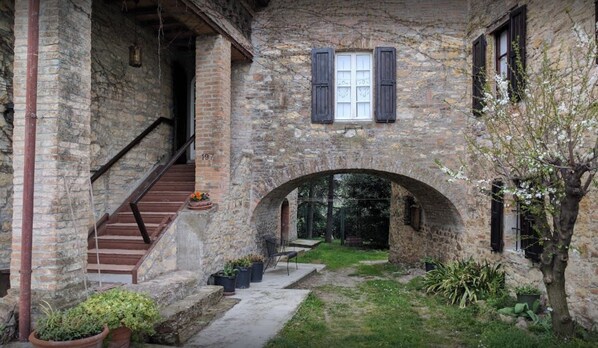 Exterior - Agriturismo Antica Torre (Salsomaggiore Terme)