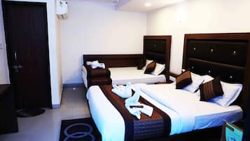 Rollaway beds, free WiFi