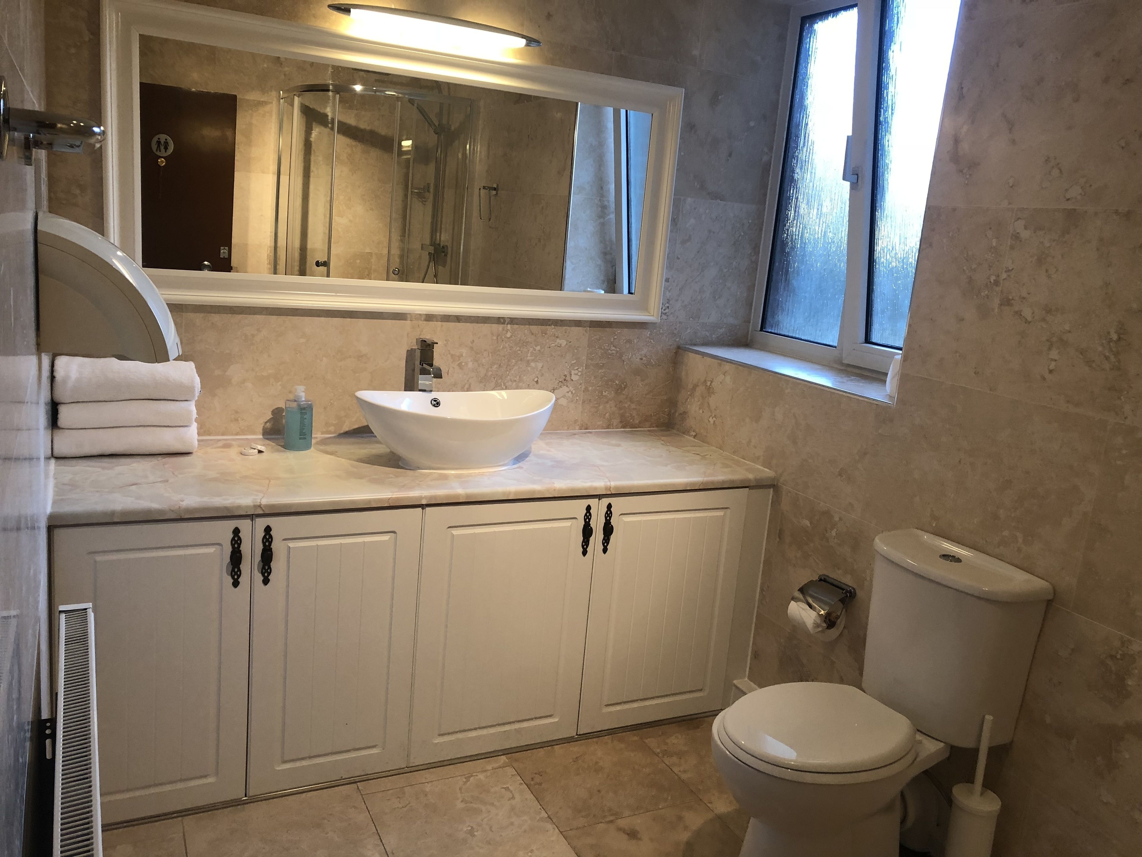 triple room, shared bathroom | bathroom | free toiletries, hair dryer, towels