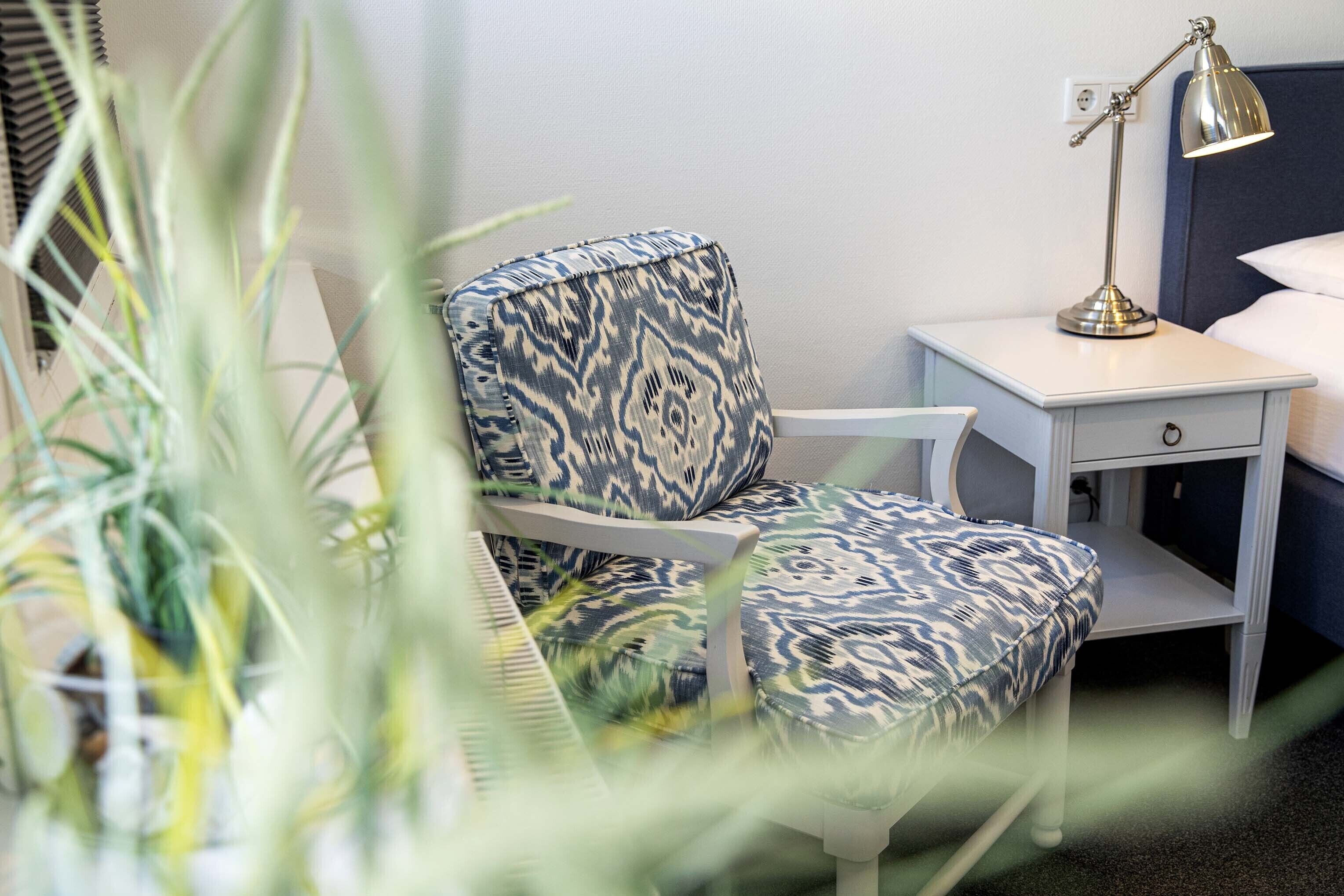 apartment | living area | flat-screen tv, ipod dock