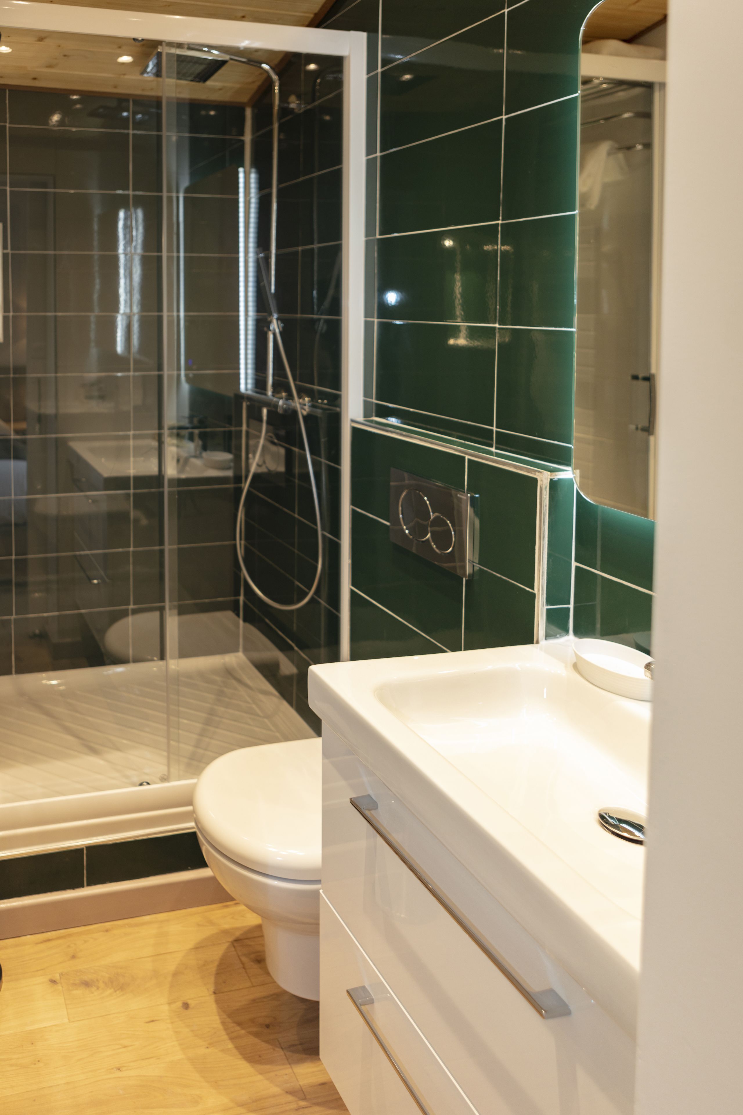 double room (les buis) | bathroom | shower, rainfall showerhead, free toiletries, hair dryer