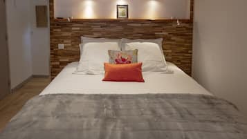 Habitación doble (Lys de Pomponne) | Sistema de insonorización, tabla de planchar con plancha, wifi gratis