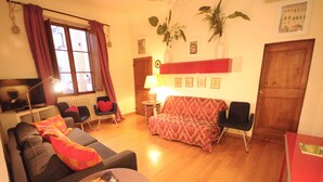 Apartment, 2 Bedrooms | Living area - Caffé Micene (Florence)