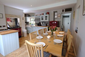 Cottage, 5 Bedrooms | Private kitchen | Fridge, microwave, stovetop, dishwasher - Orchard Cottage (Bath)