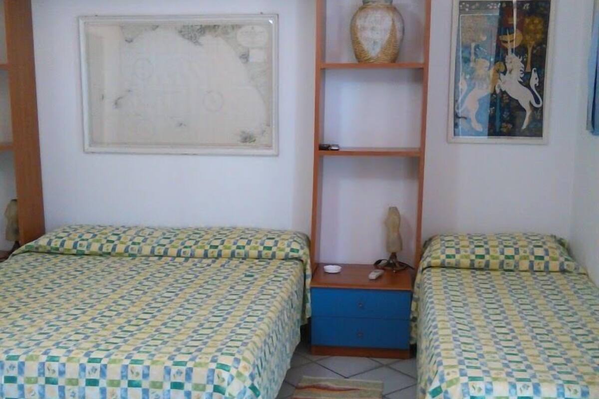 Habitación triple | Wifi gratis y ropa de cama