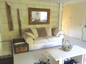 Apartment | Living area