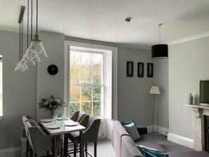 公寓 | 起居区 | 电视