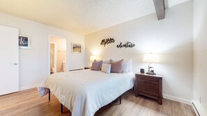 Condo, 1 Bedroom