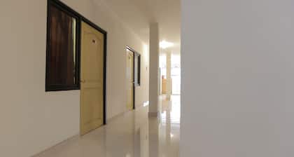 Capital O 141 Fatmawati Cozy Residence