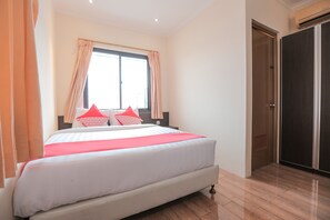 Chambre Double Standard | Bureau, Wi-Fi gratuit, draps fournis