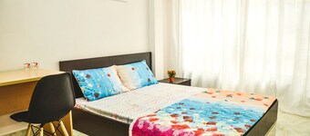 Carpe Diem 1988 Cozy Room