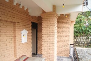 Exterior - Hotel North Face (Bandipur)