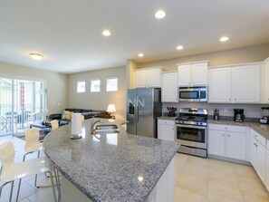 Family Villa, Hot Tub, Garden Area | Shared kitchen facilities