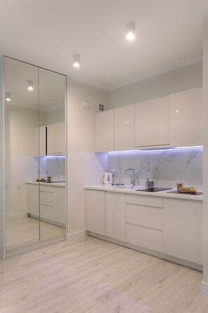 Departamento, 1 cama matrimonial, para no fumadores | Cocineta privada | Refrigerador, microondas, parrilla de estufa y lavavajillas 