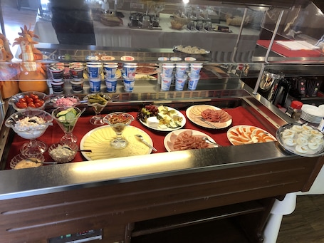 Desayuno buffet incluido todos los días