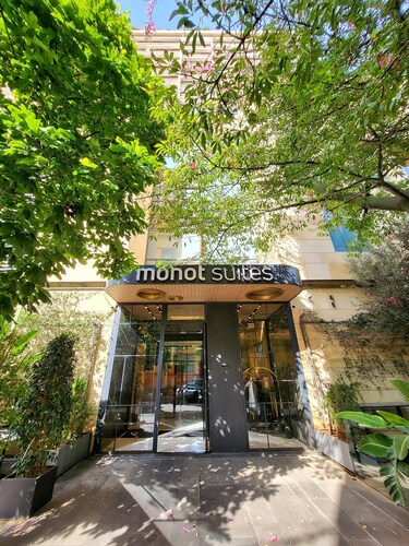 Monot Suites