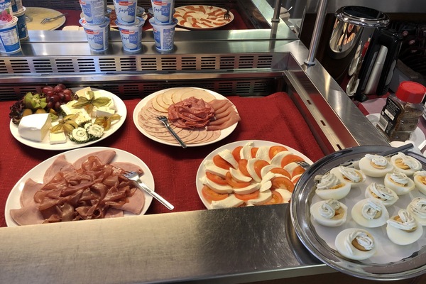 Free daily buffet breakfast